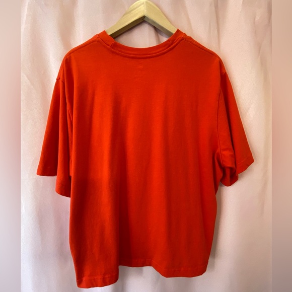 NIKE WOMEN’S RED ORANGE THE NIKE TEE LOOSE FIT - Picture 2 of 2